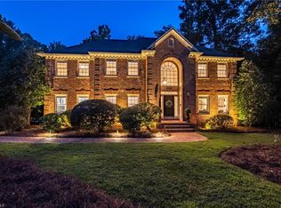 3103 Starmount Farms Dr, Greensboro, NC 27408