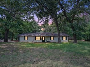 1477 Woodland Dr, Canton, TX 75103