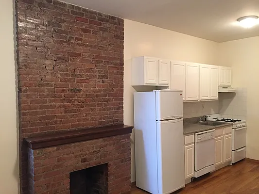 Rented by AJ Clarke | media 39