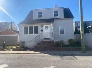 13 Ebony Ct, Brooklyn, NY 11229