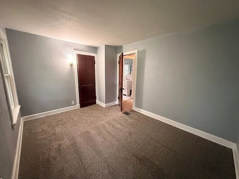3209 Kimball Ave — Photo 14