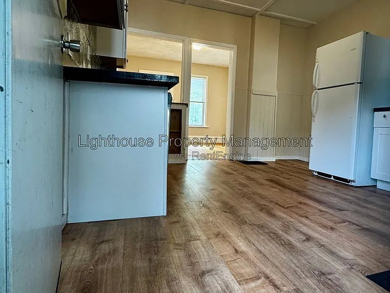 2550 Crozier Ave — Photo 17