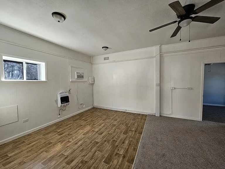 403 E 3rd St #405 — Photo 18