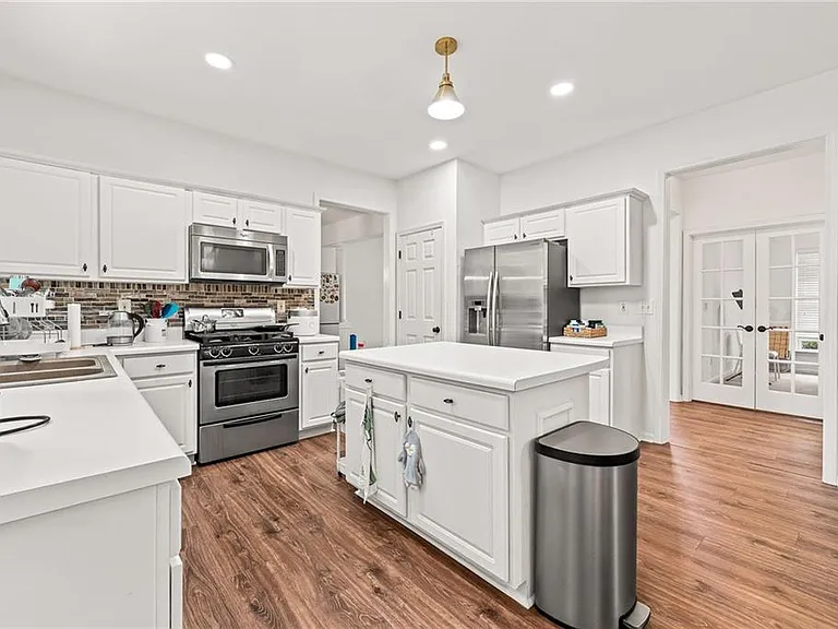 5087 Wellisford Ct — Photo 13