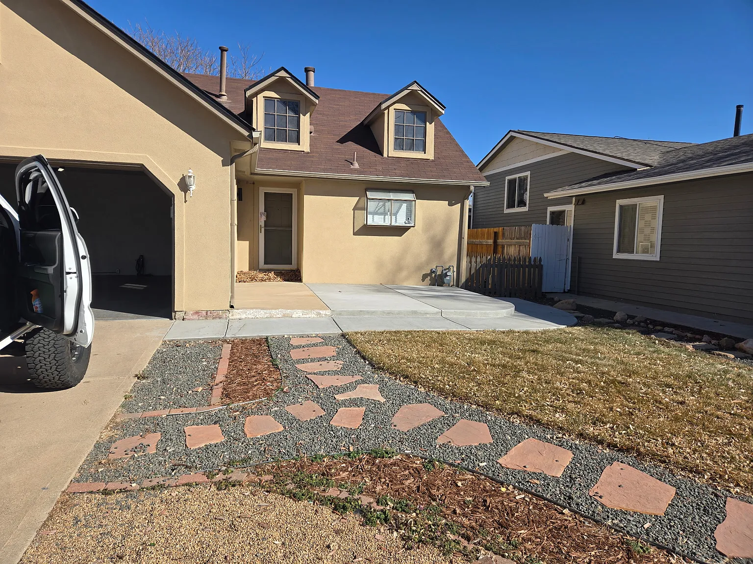 1640 Biscay Cir — Photo 2
