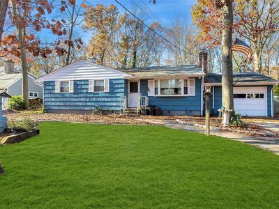 32 Summit Drive, Smithtown, NY, 11787