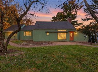 8 Pumpkin Ln, Charlton, MA 01507