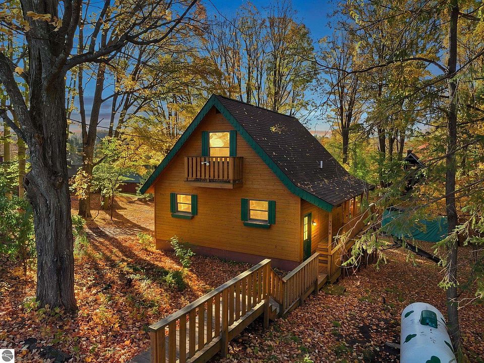 1st image of 7219 Fawn Dr
