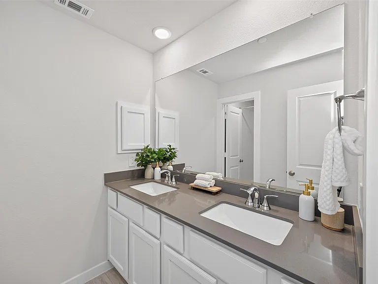 2638 Woodforest Pkwy — Photo 29