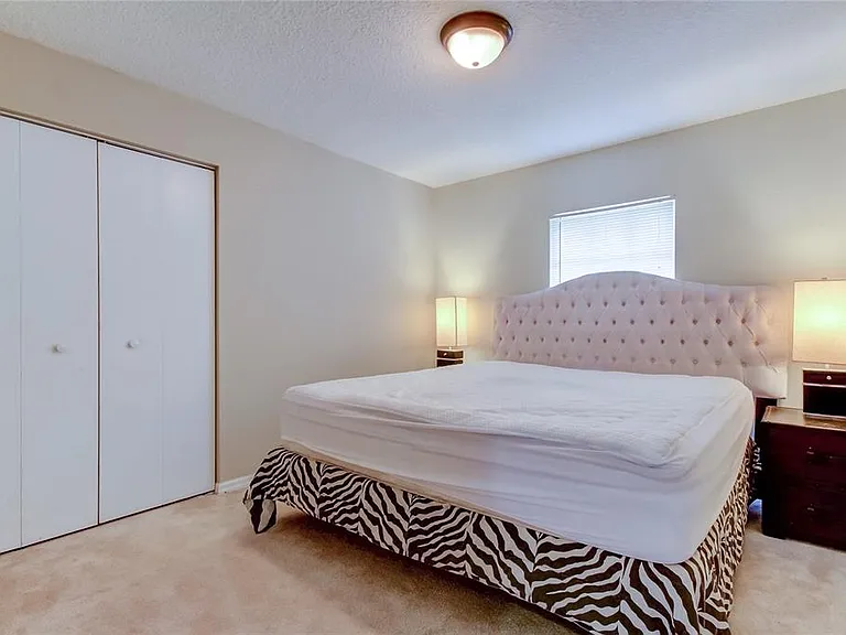 9401 Woodbay Dr — Photo 29