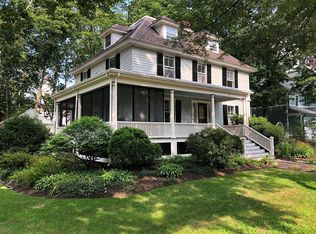 29 Devens St, Concord, MA 01742