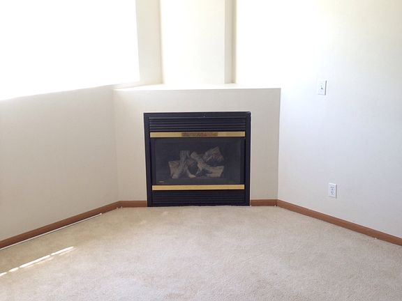 5th image of 14316 S 27th St