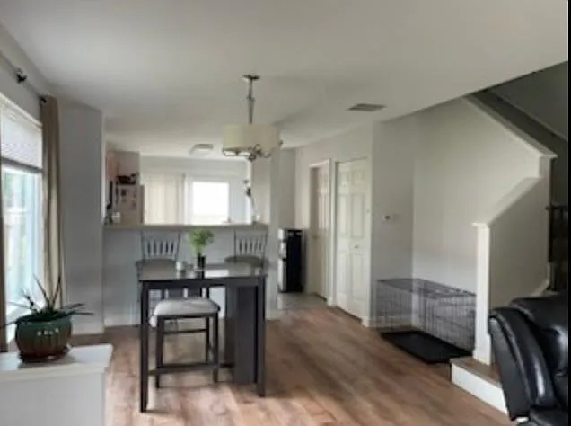 2 bed, 1.5 bath, 1342 sqft, $2,150 — Photo 2