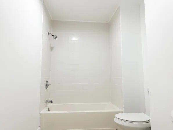 100 Denver Ave Unit 1, Bridgeport, CT 06605