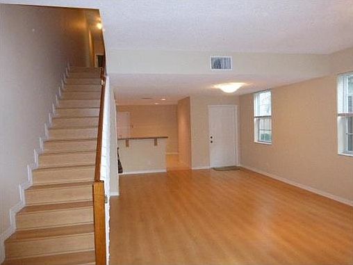 3rd image of 1483 Barcelona Way