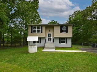 16501 Accolawn Rd, Accokeek, MD 20607
