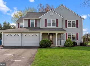 11 Copperleaf Dr, Newtown, PA 18940