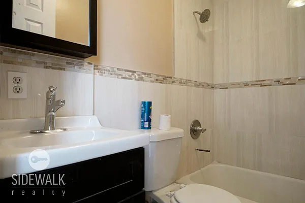 Rented by Sidewalk Realty LLC | media 9