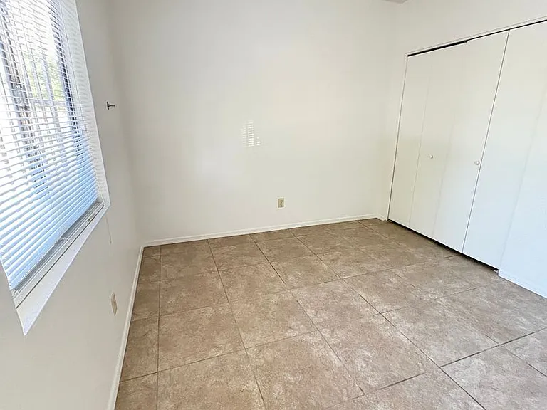 8838 E Arbor St — Photo 10