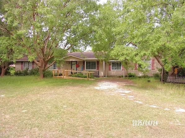 800 Bowens Mill Hwy, Fitzgerald, GA 31750