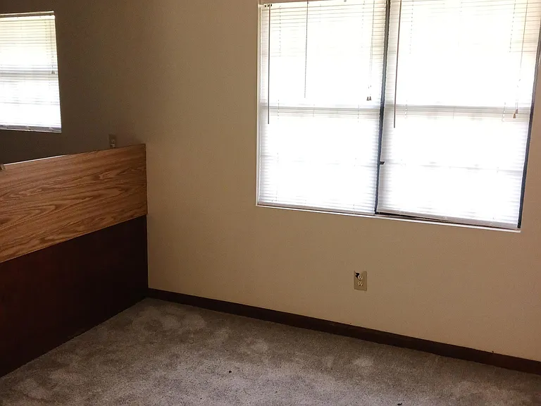 395 Santa Fe Trl — Photo 2