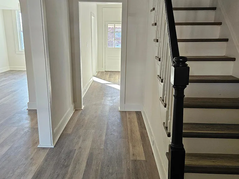 4345 Sheldon Ave — Photo 2