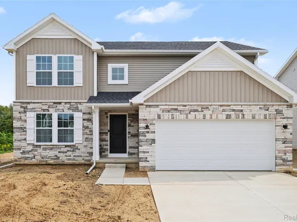 2112 Stillwater Dr, Davison, MI 48423