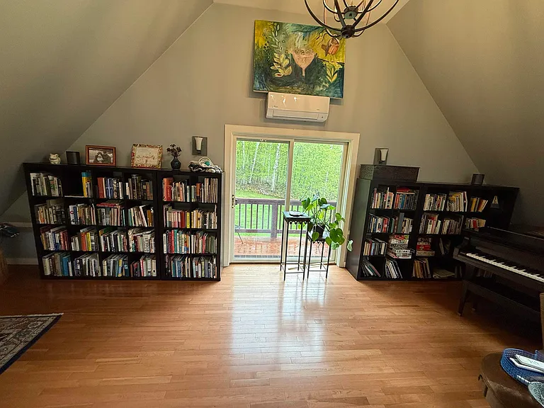 808 S End Rd — Photo 18