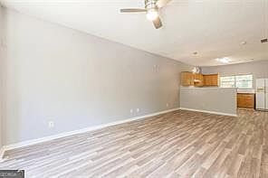 5th image of 6708 Sunset Hills Blvd