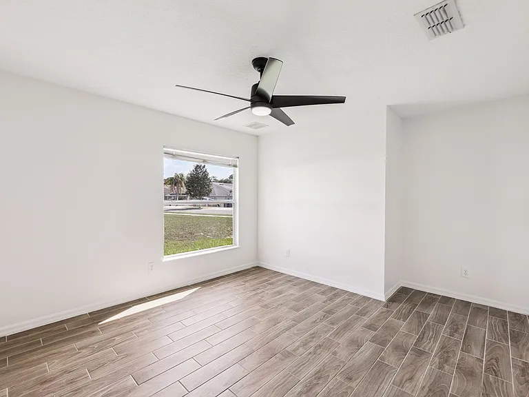 Bonus Room