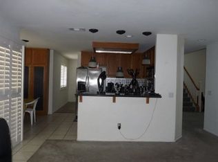 2206 W Dawnview Dr, Rialto, CA 92377