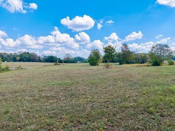 2750 Moodyville Rd, Byrdstown, TN 38549