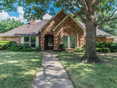 852 Windsong Ct, Bedford, TX, 76021