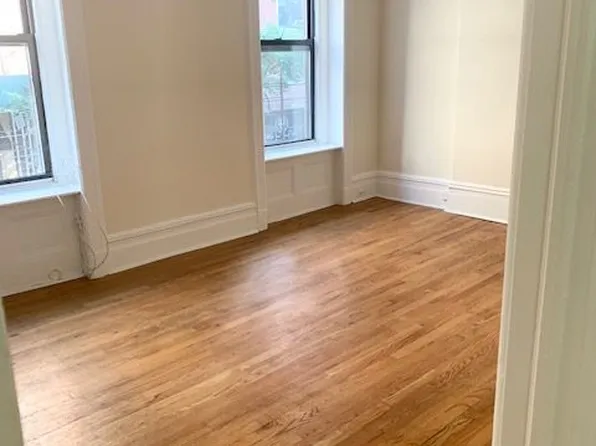 1432 Lexington Avenue image 6 of 13