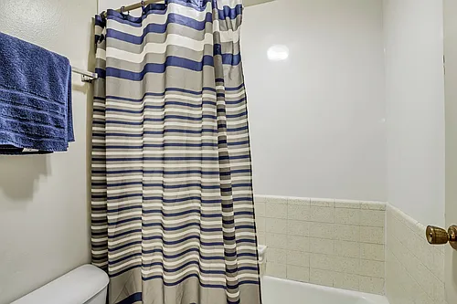 Bountiful Court Apartments Photo 1