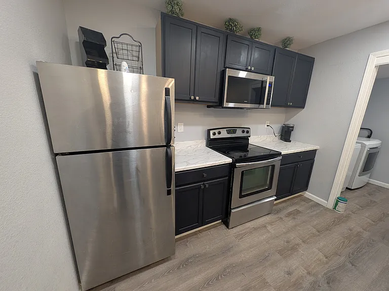 907 N Gregg St #B — Photo 5