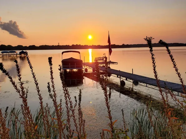 1304 W Medicine Lake Dr APT 119, Minneapolis, MN 55441