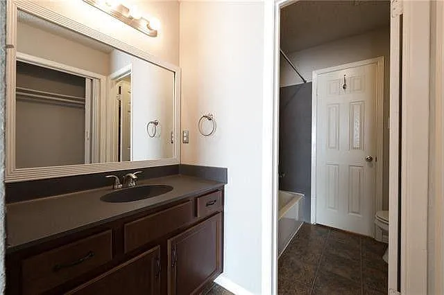 4902 Duval Rd — Photo 14