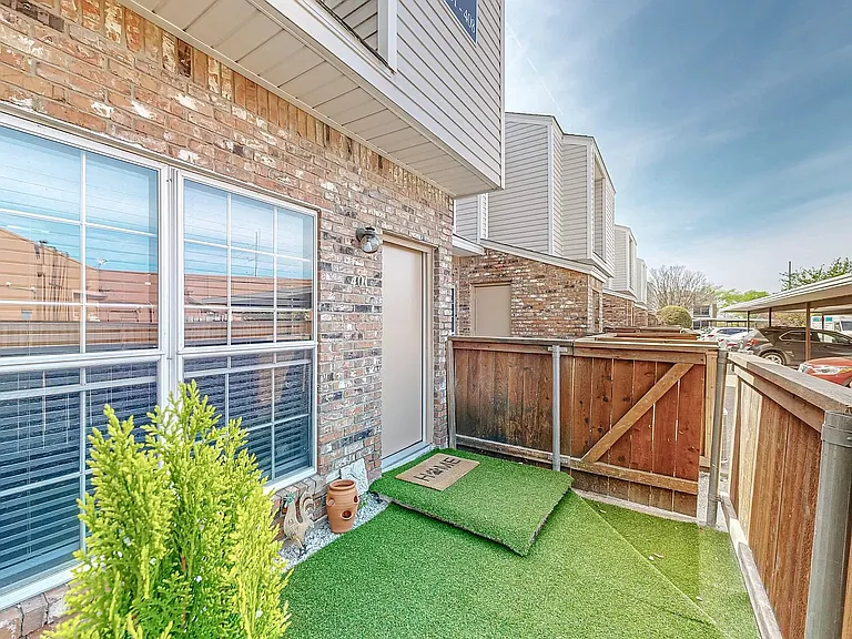 12921 Abrams Rd #401 — Photo 33