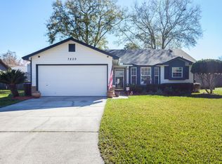 7820 Duckwood Ln, Jacksonville, FL 32210