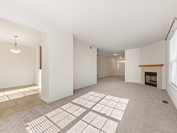 3rd image of 1432 Cambria Dr