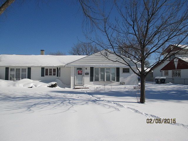 1st image of 8735 S Kolmar Ave