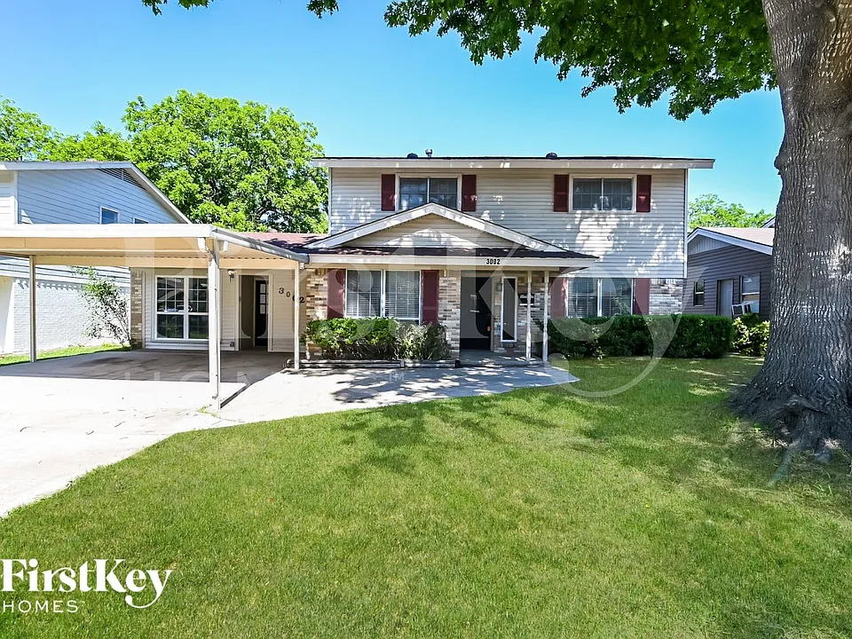 3002 Harlan Dr