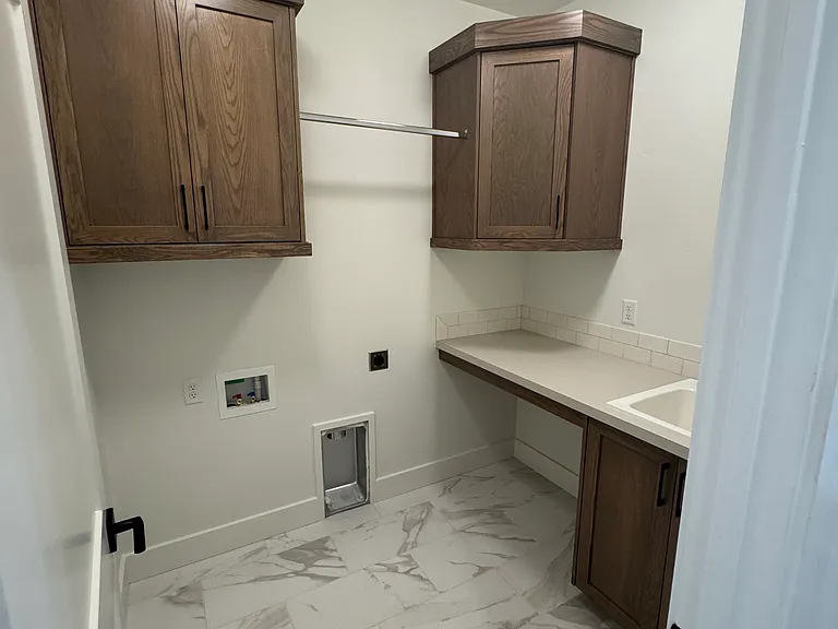 422 S Big Star Ln — Photo 15