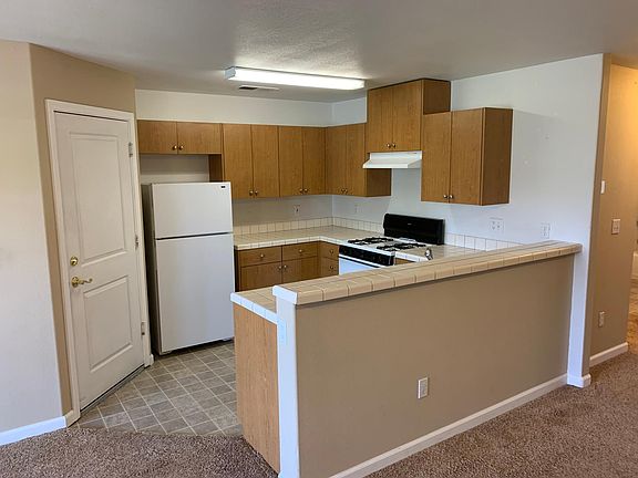Open Floor Plan and Kitchen