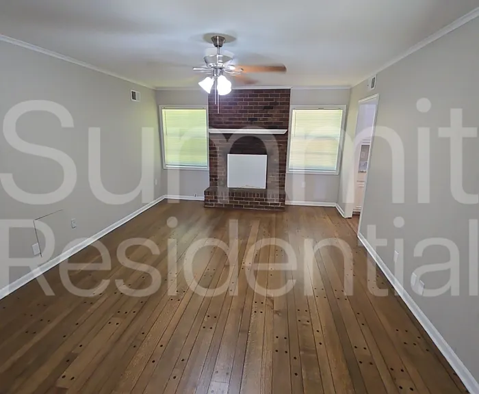 5210 Steuben Dr — Photo 3