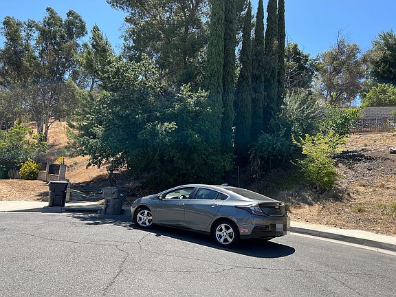 5th image of 24439 Darrin Dr