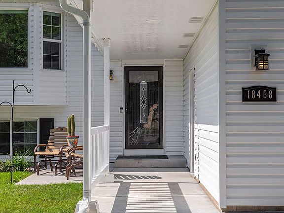 4th image of 18468 Eldorado Way