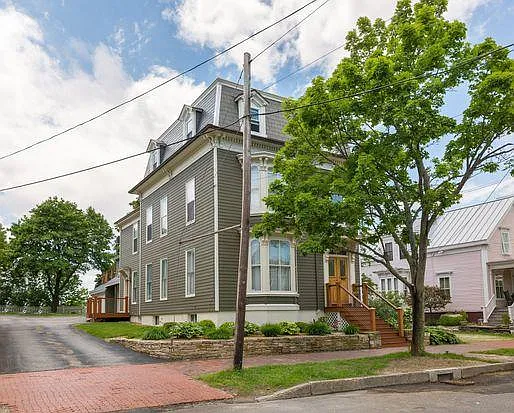 96 North St #1