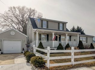 420 Park Ave, Union Beach, NJ 07735